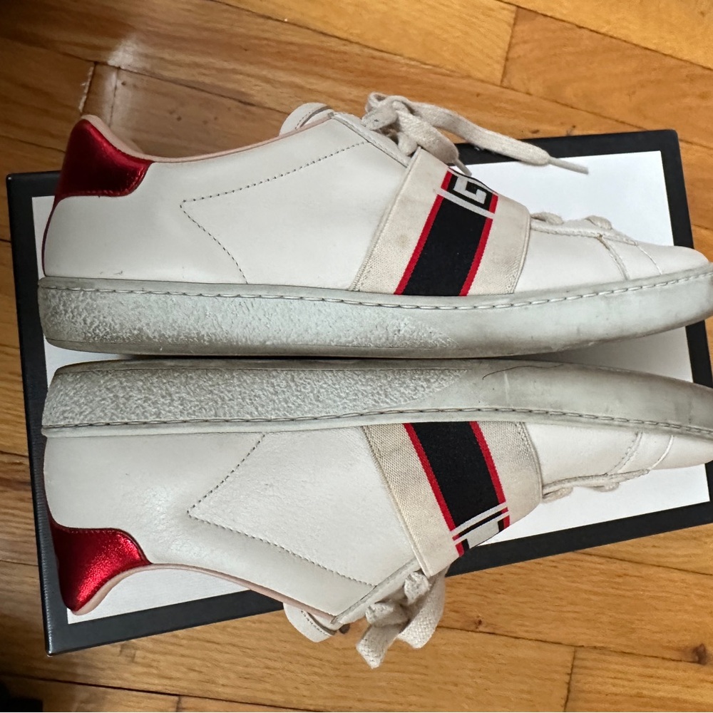 Gucci Cream and Red Logo Sneakers - Picture 3 of 7